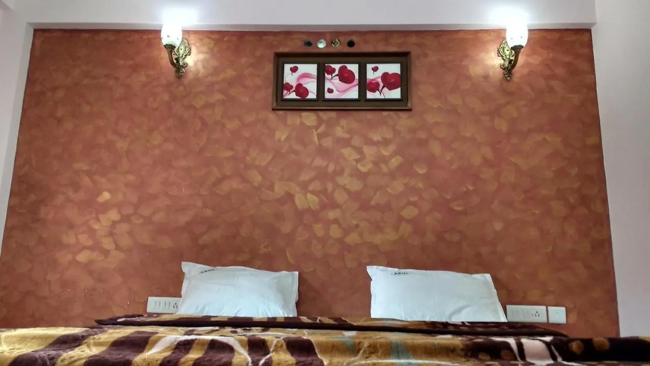 Hotel Arul Mount Munnar