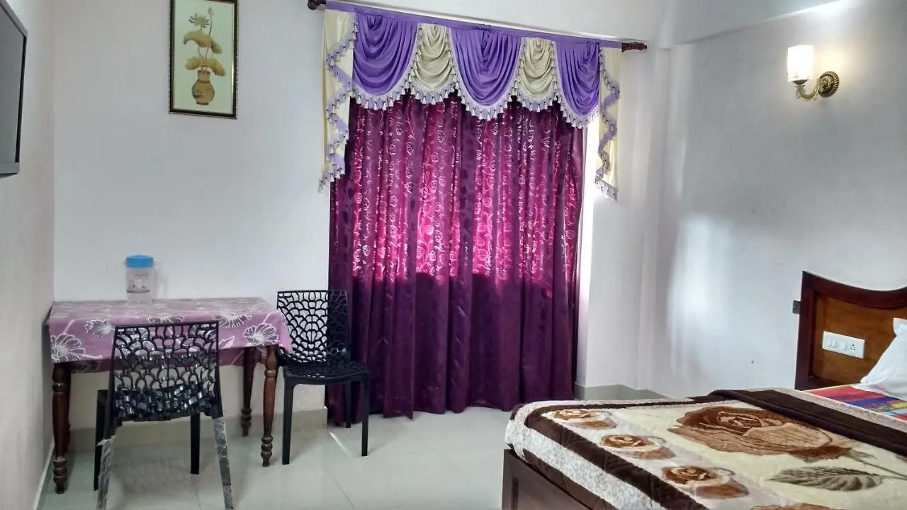Hotel Arul Mount Munnar